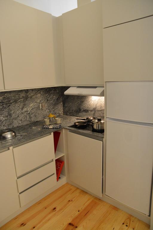 Oporto Almada 329 Porto Quarto foto